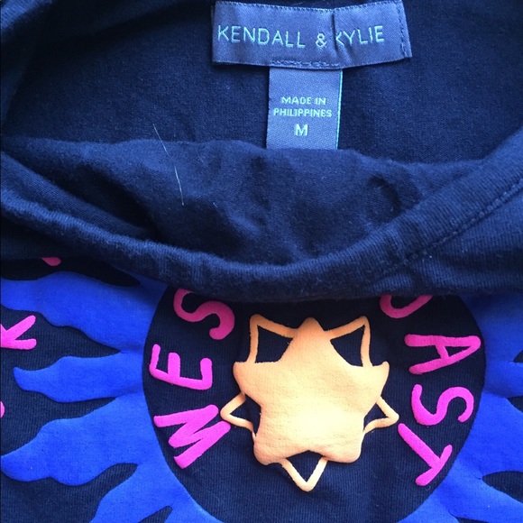 Crop Top - Picture 3 of 4